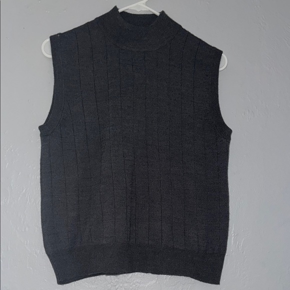 Harve Benard Black Crop Top Sleeveless Knit 30 - Picture 1 of 6